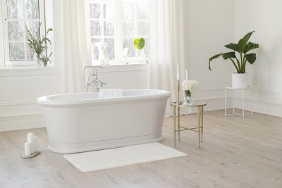 Garden-Style Bathtub